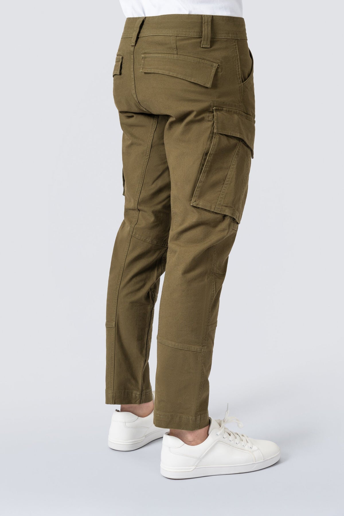 ZEHN Adaptive Canvas Cargohose Herren in Olivgrün – Taschen- und Materialdetail