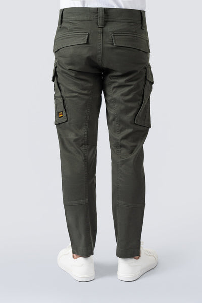 ZEHN Reinforced 3D Cargohose Herren in City Slate – Passformansicht