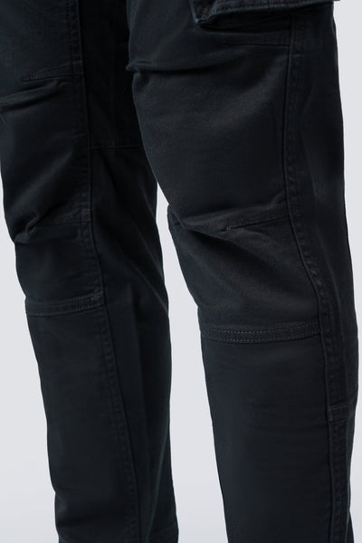 ZEHN Reinforced 3D Cargohose Herren in Schwarz – Produktansicht 4