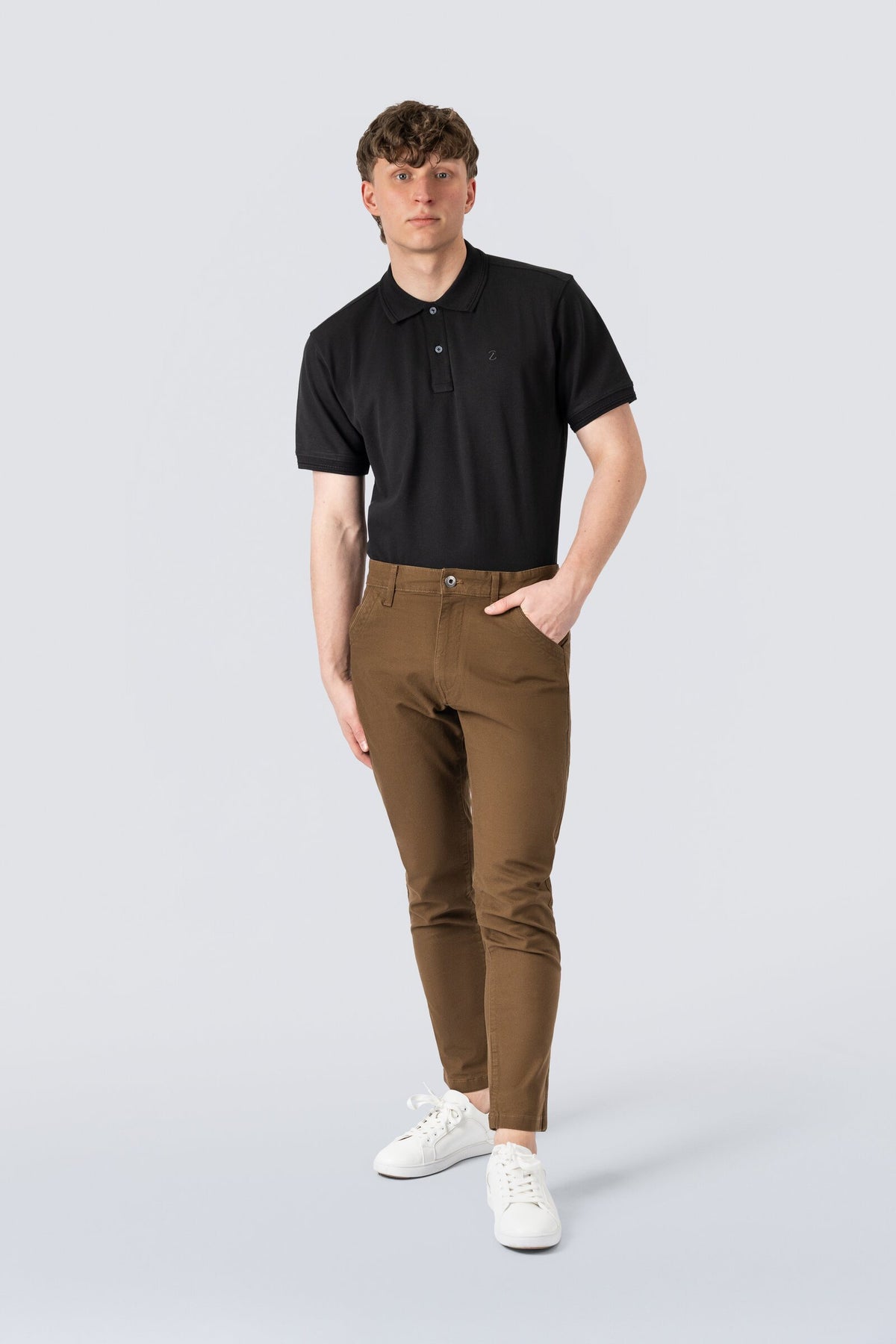 ZEHN Signature Canvas Chinohose Herren in Dried Sage – Taschen- und Materialdetail