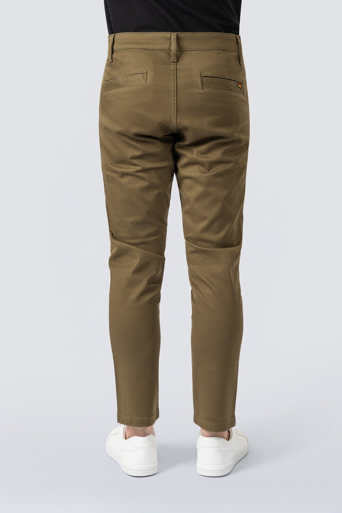 ZEHN Signature Canvas Chinohose Herren in Olivgrün – Produktansicht 6