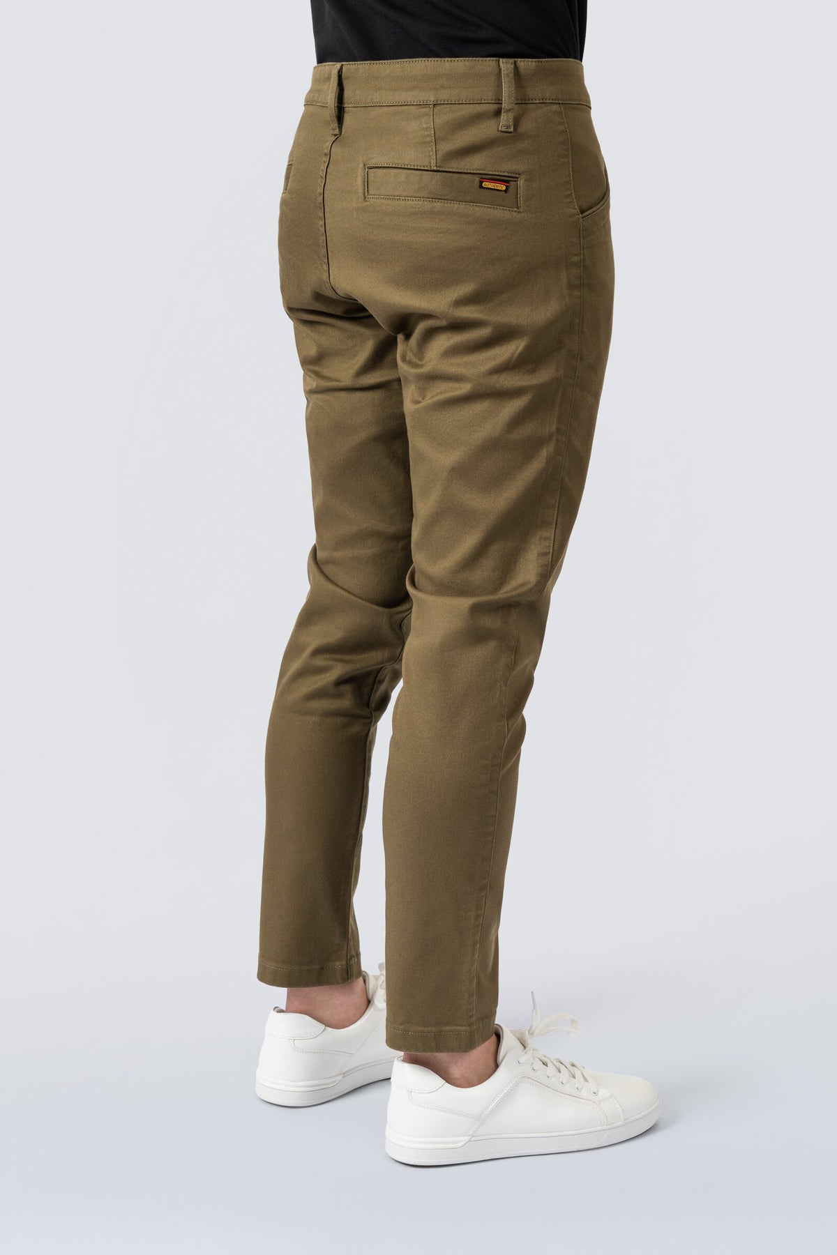 ZEHN Signature Canvas Chinohose Herren in Olivgrün – Produktansicht 7