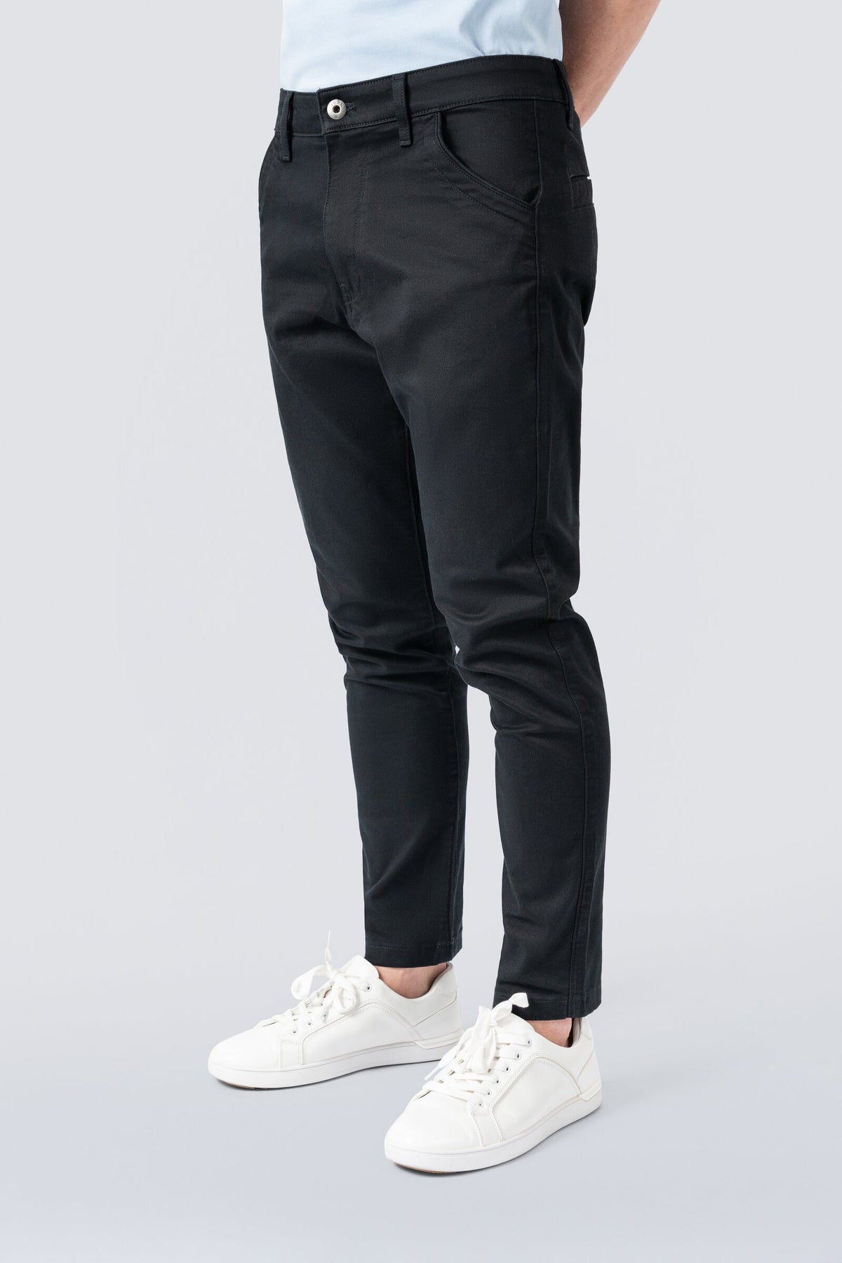 ZEHN Signature Chinohose Herren Stretch Twill in Schwarz – Produktansicht 2