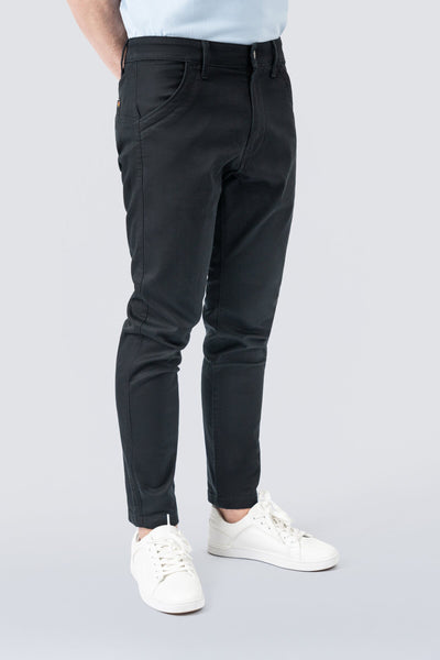 ZEHN Signature Chinohose Herren Stretch Twill in Schwarz – Produktansicht 3