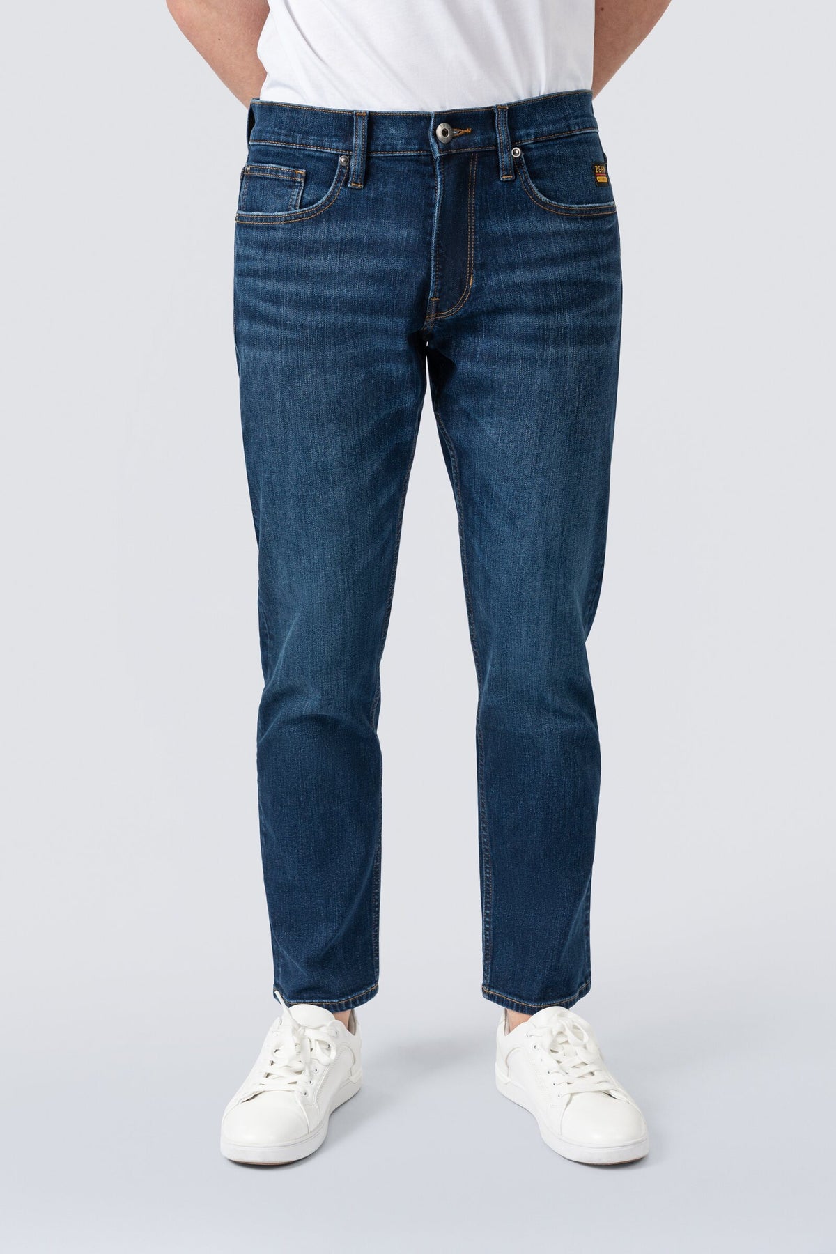 ZEHN Rivet Jeans Herren in Indigo Medium – Seitenansicht