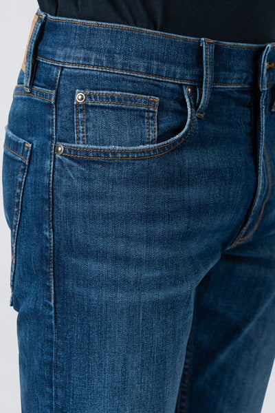 ZEHN Rivet Jeans Herren in Indigo OD – Taschen- und Materialdetail