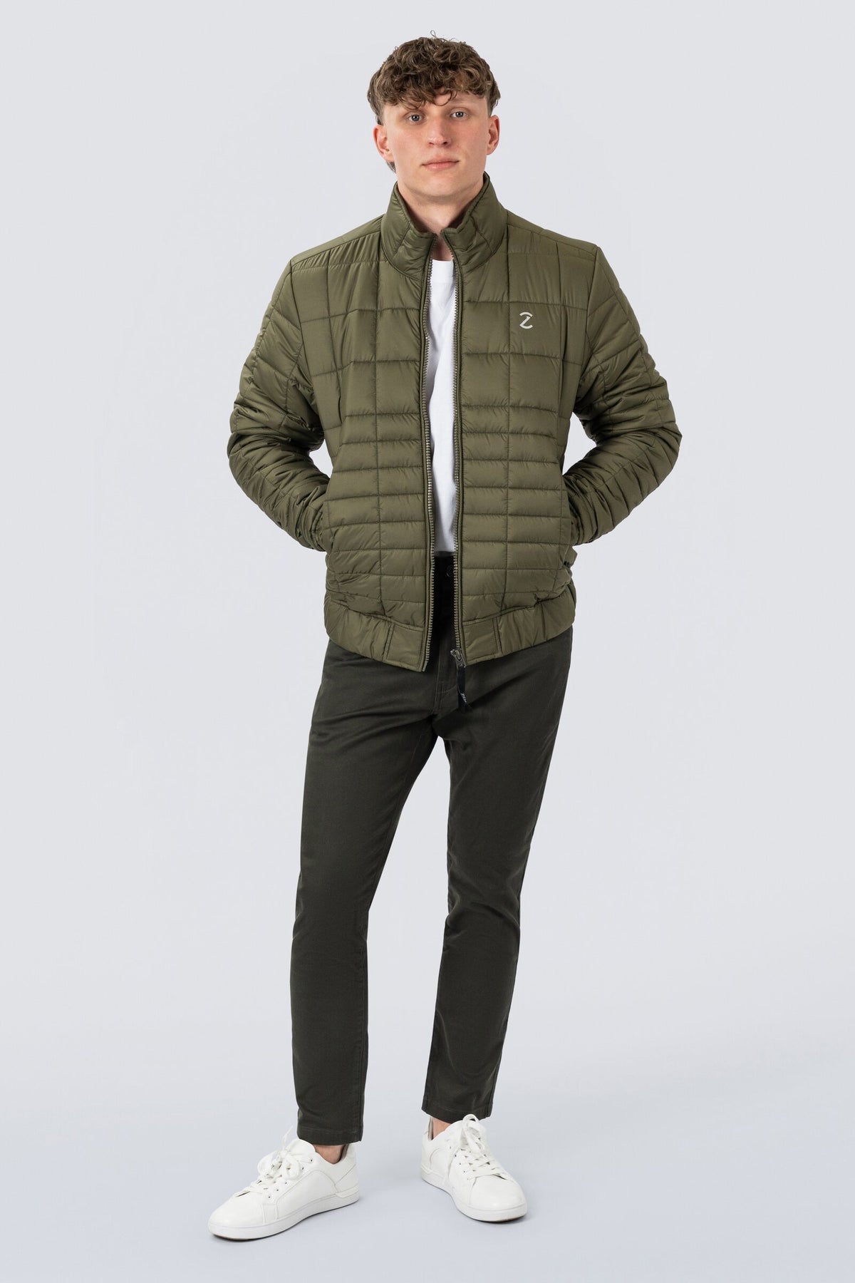 ZEHN Aero Steppjacke Herren in Shadow Olive – Vorderansicht