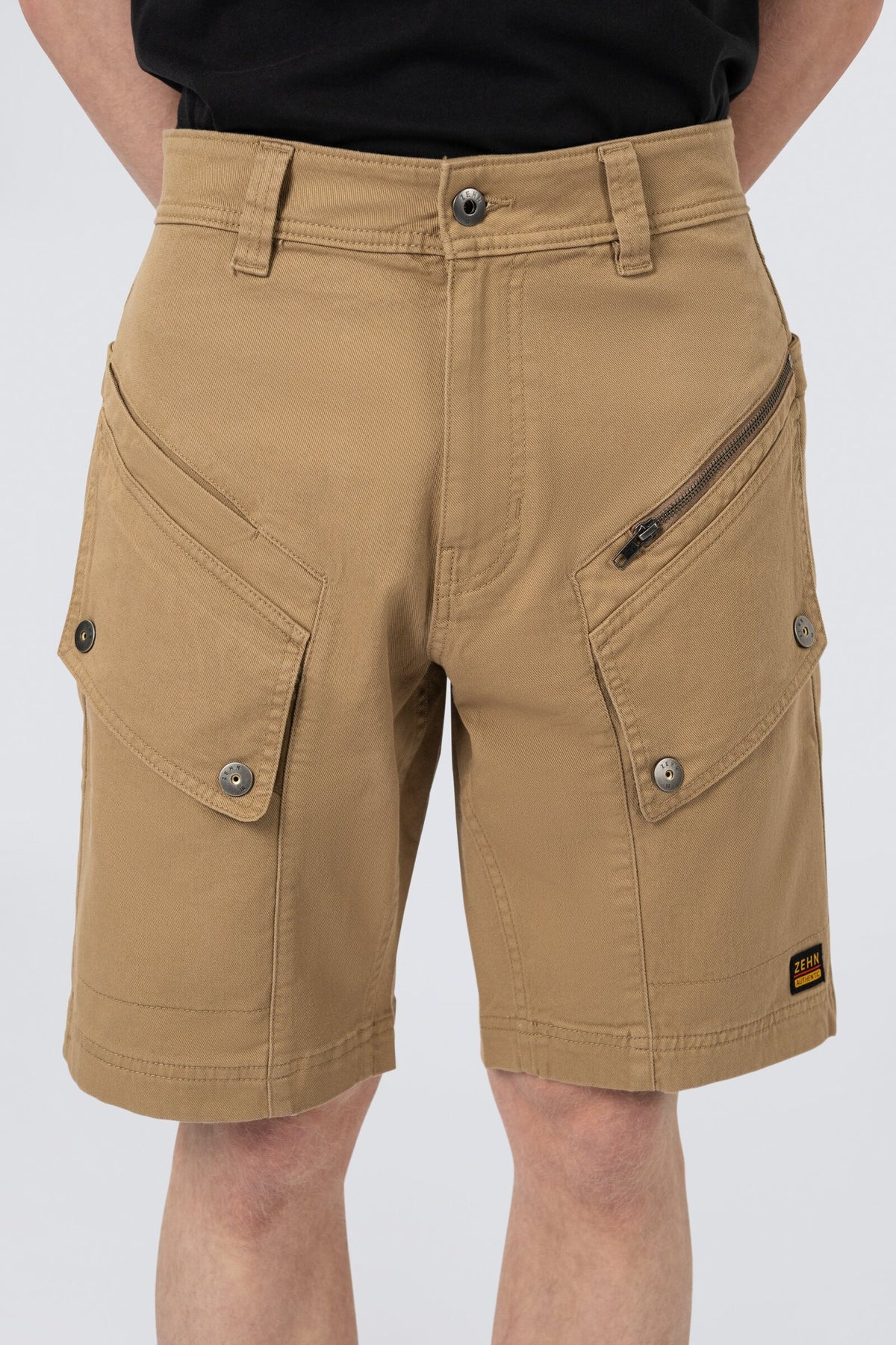 ZEHN Stride Cargo Shorts Herren – Passformansicht